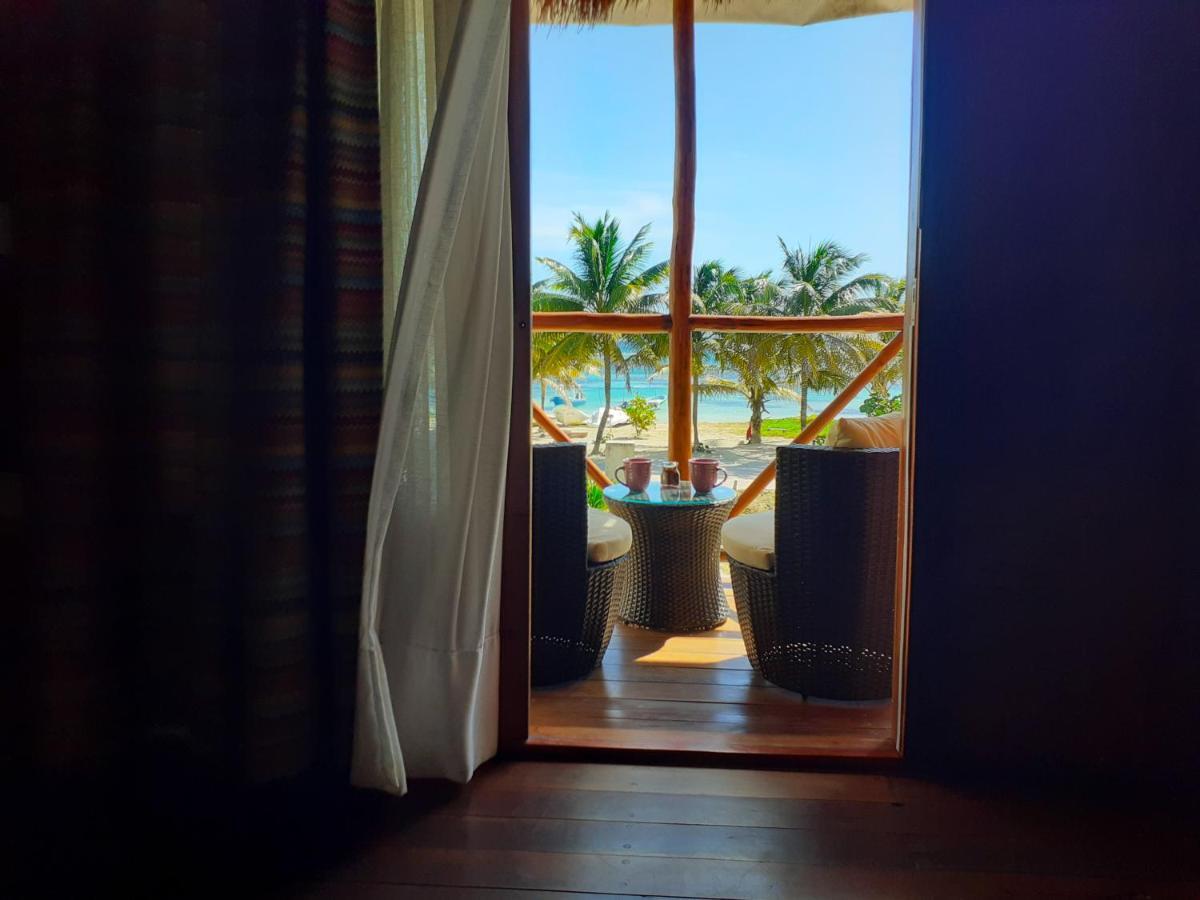 Palmeras De Mahahual Cabanas Exterior foto